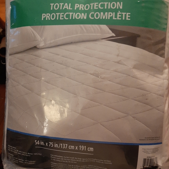 Bedding mattress cover - Picture 2 of 7